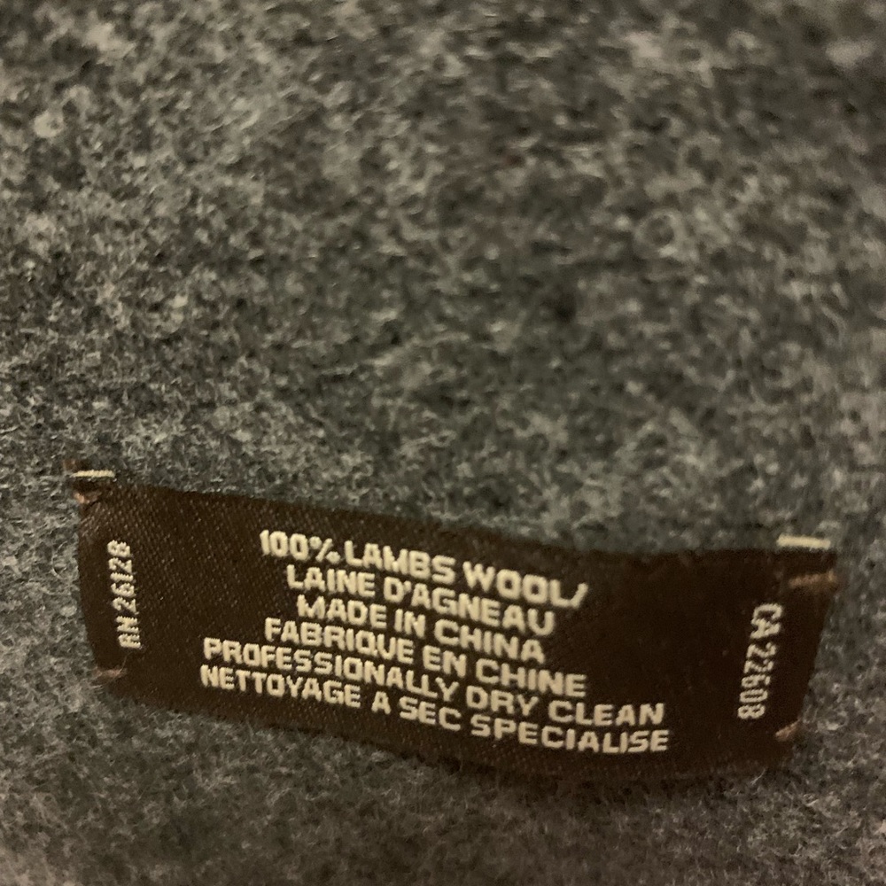 🌷🌷HP 🎉SALE NWT Authentic Coach Scarf - Picture 3 of 7